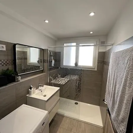 Apartament Bord De Mer *